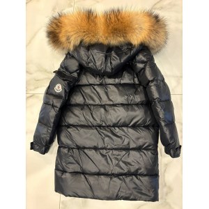 Детская куртка (пуховик) Moncler черный лак